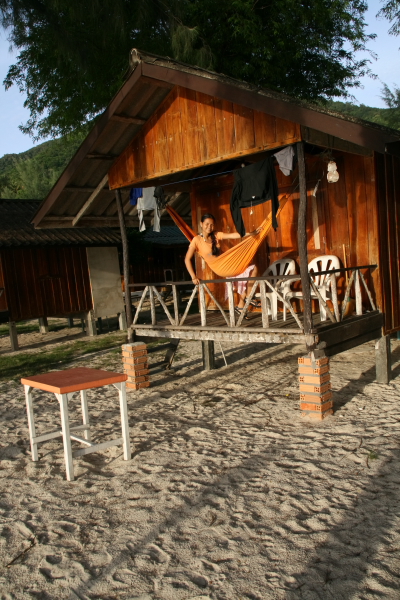 beach life on ko phangan.JPG